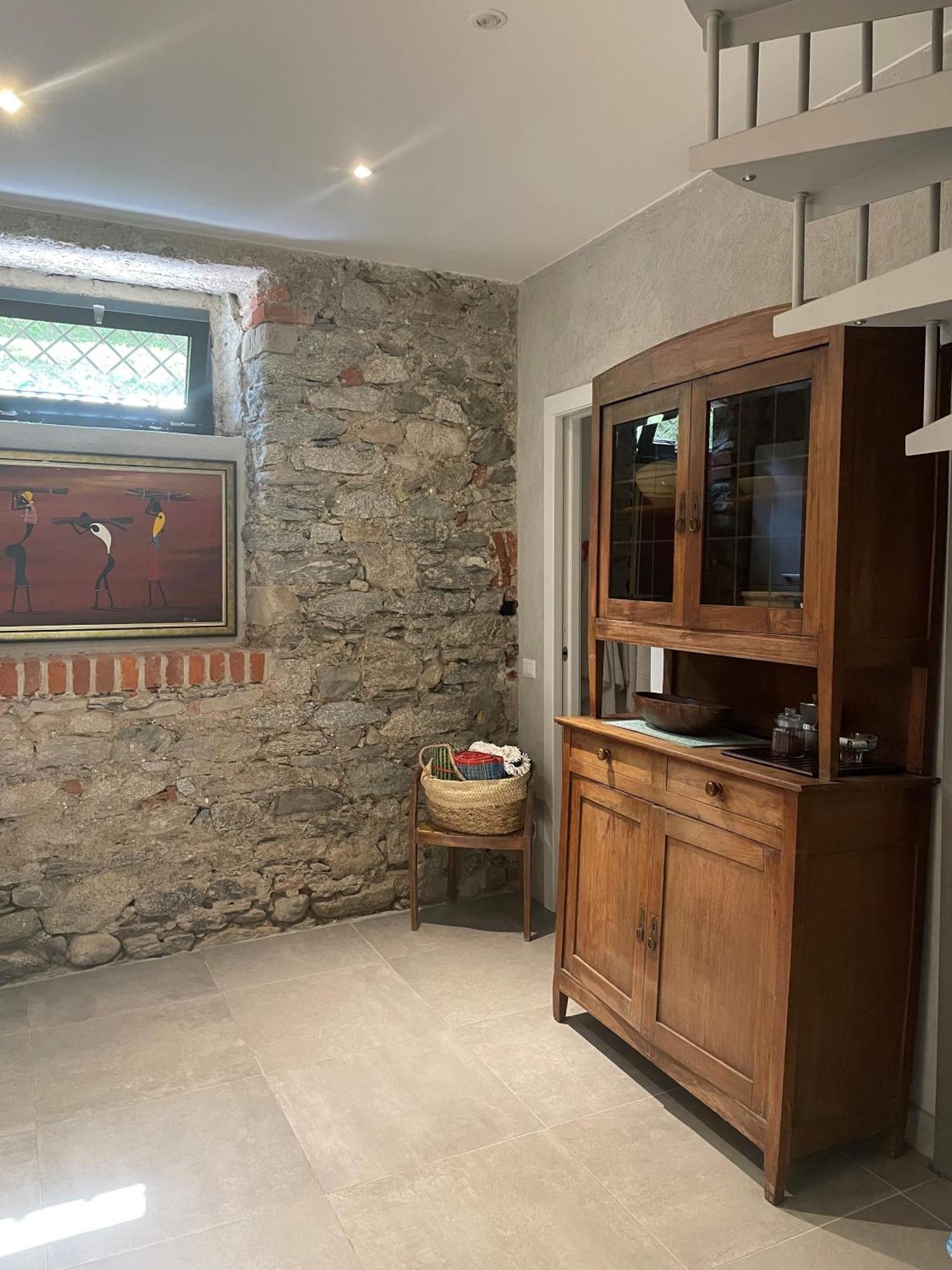 Villa Bacchetta - Stone Cottage Oleggio Castello Dış mekan fotoğraf