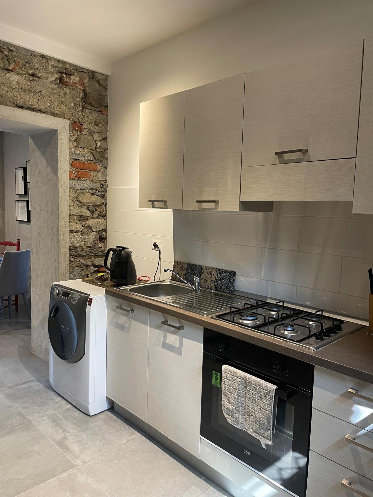 Villa Bacchetta - Stone Cottage Oleggio Castello Dış mekan fotoğraf